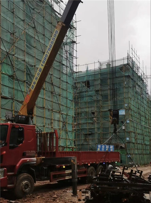 云浮市“慢工细活”—— 吊车的 “微动控制” 技术